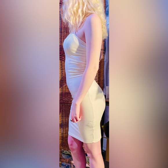 Forever 21 white midi dress - Picture 3 of 3